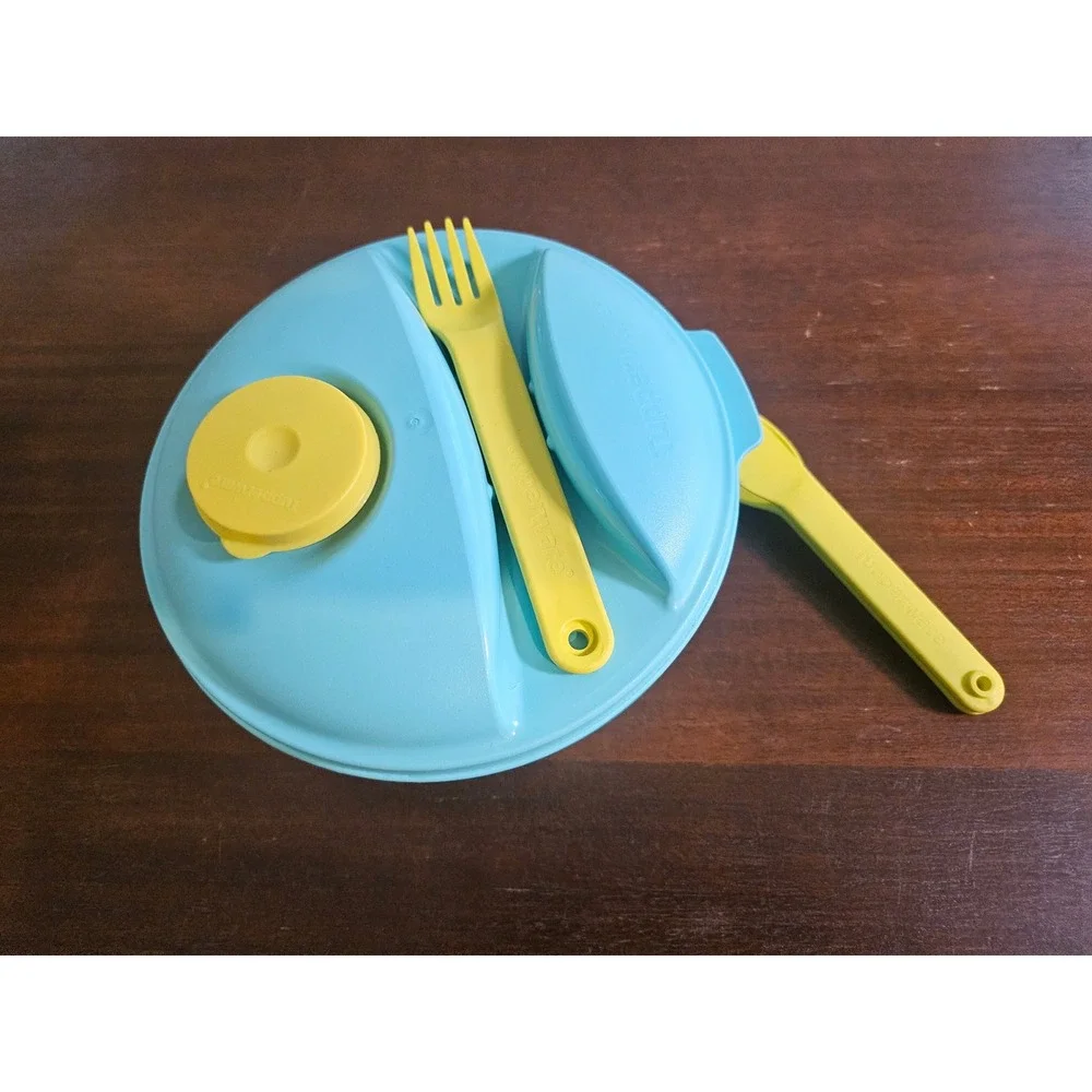Tupperware Salad Bowl Set Unisex OS Teal Lime On-The-Go Lunch Container Utensils